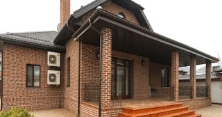 Строительство домов из кирпича с мансардой в Светлограде | от 3555 рублей