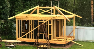 Сарай из бруса 100х100 в Светлограде - строительство под ключ | Строй-Свт от 40624 руб.